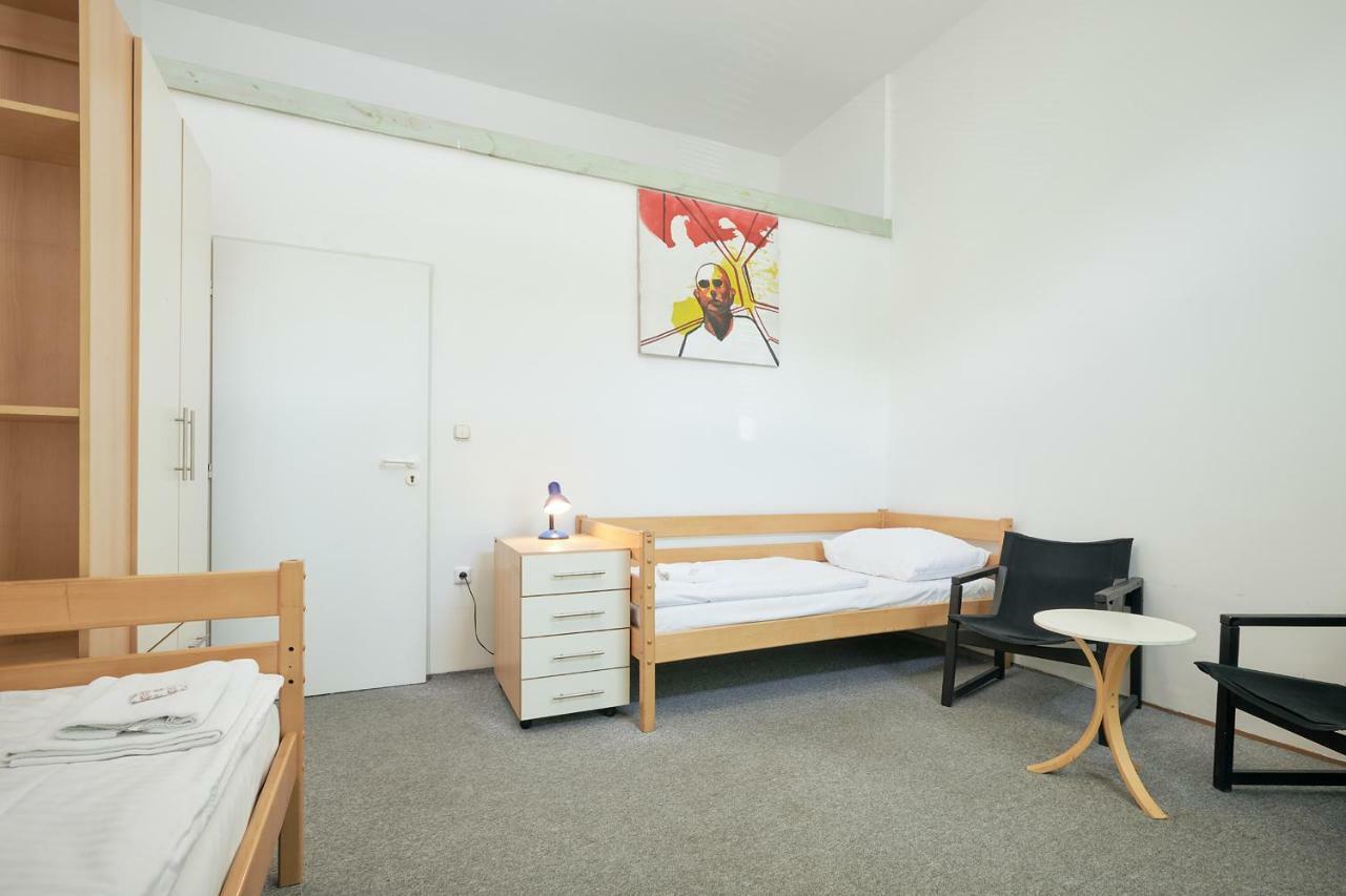 Hostel Mikoláše Alše Praga Exterior foto
